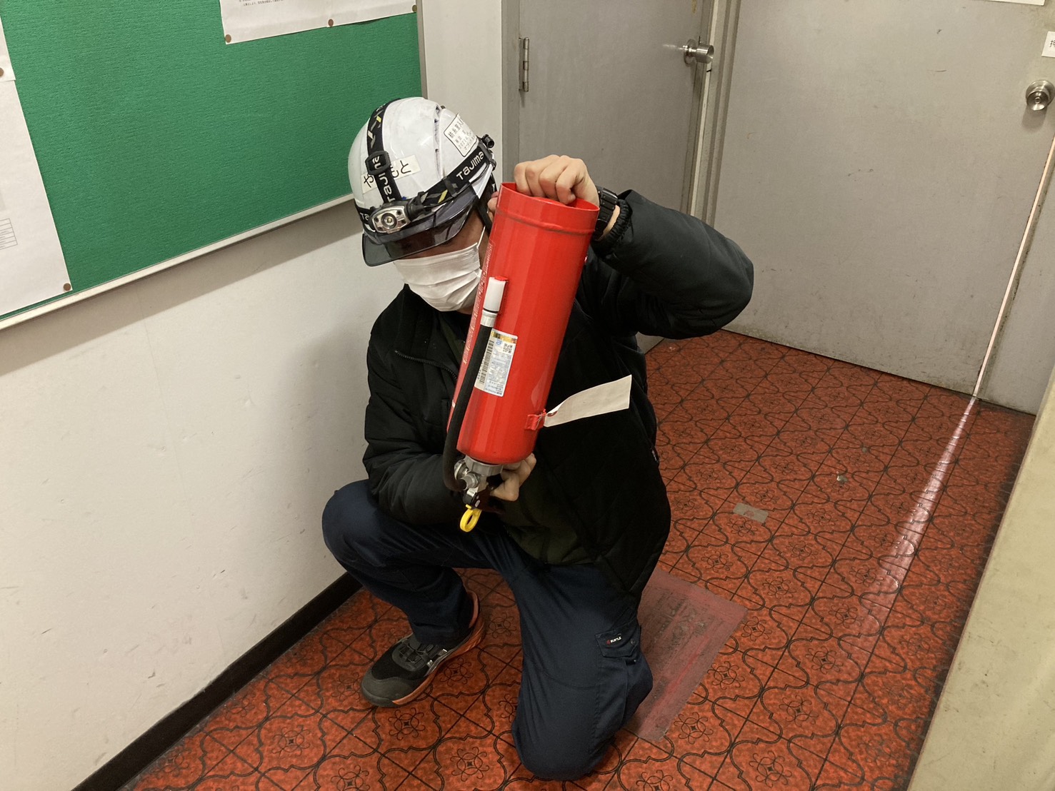 点検作業終わりのスタッフ